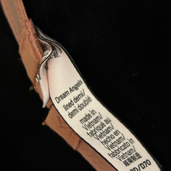 Victoria’s Secret dream angels Demi, nude Brown sparkle, lace bra. Size 32D - Picture 7 of 8